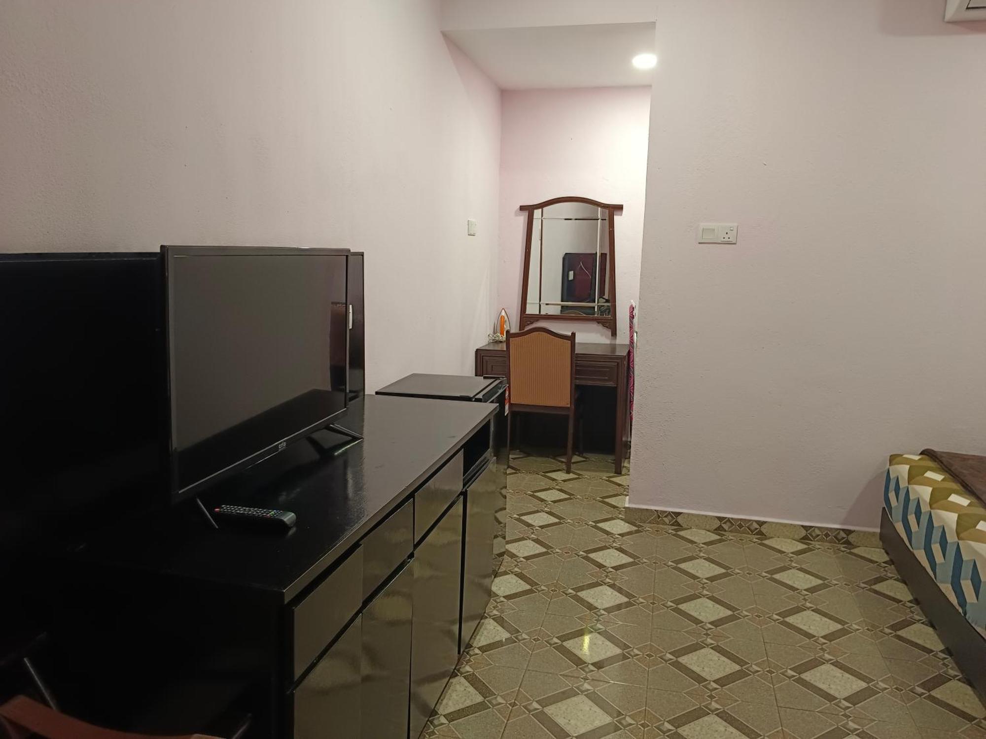 Alfa Roomstay Пантай-Сенанг Экстерьер фото