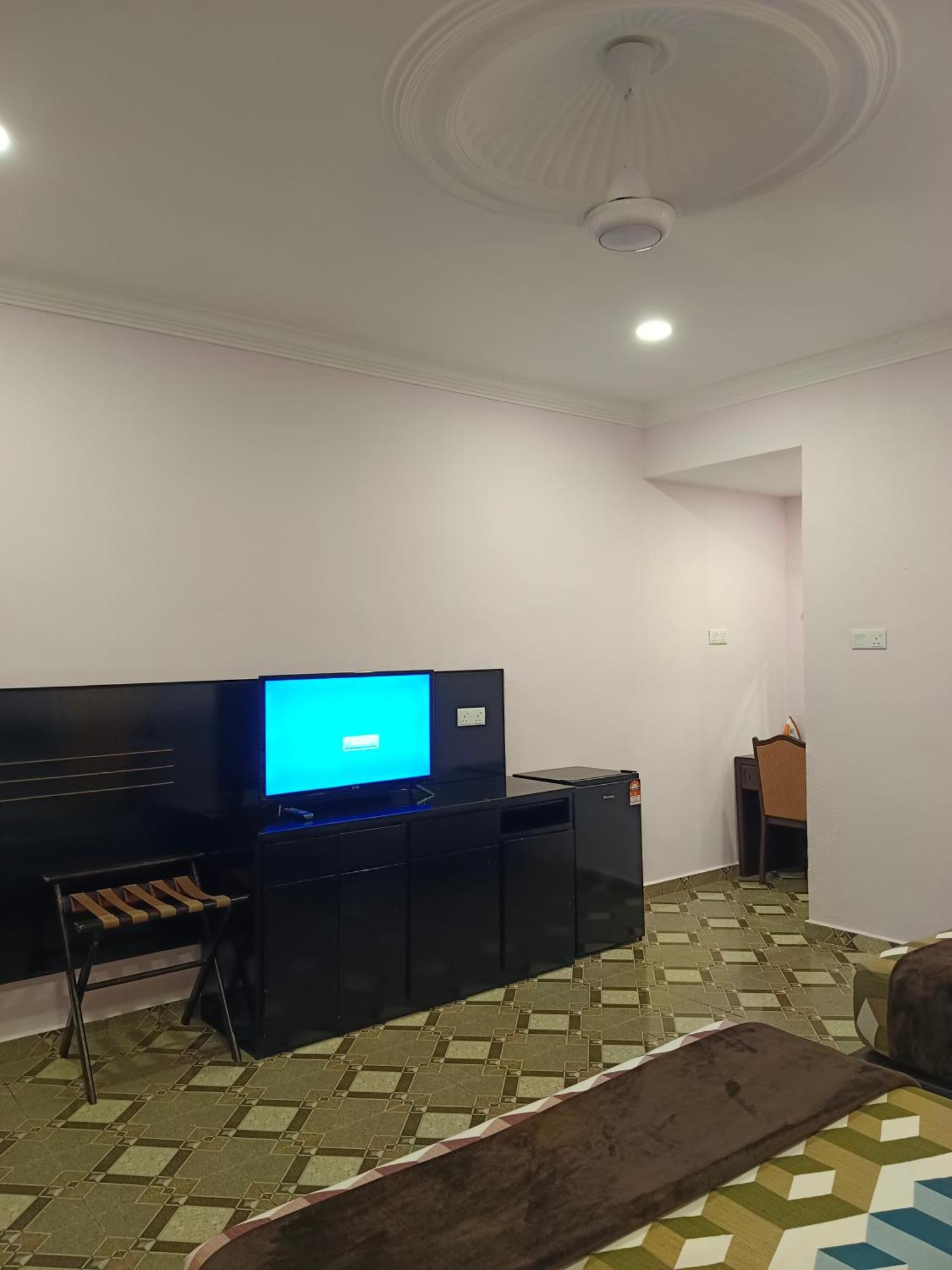 Alfa Roomstay Пантай-Сенанг Экстерьер фото